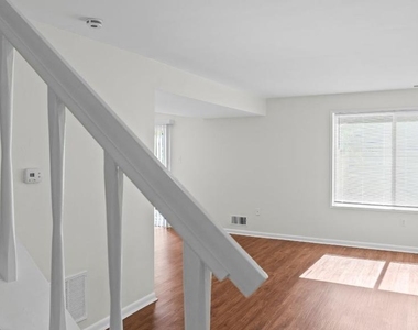 18531 Bay Leaf Way - Photo Thumbnail 19