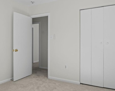 18531 Bay Leaf Way - Photo Thumbnail 5