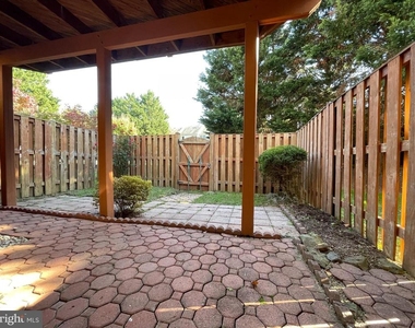 10136 Treble Court - Photo Thumbnail 20