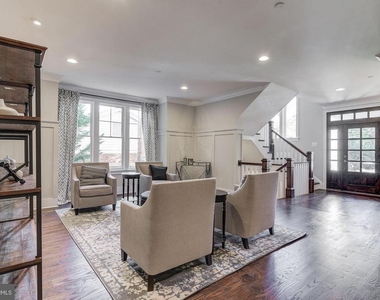 5700 Tanglewood Drive - Photo Thumbnail 5
