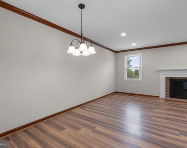 3351 Buehler Court - Photo Thumbnail 11