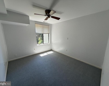 8709 Hayshed Lane - Photo Thumbnail 23