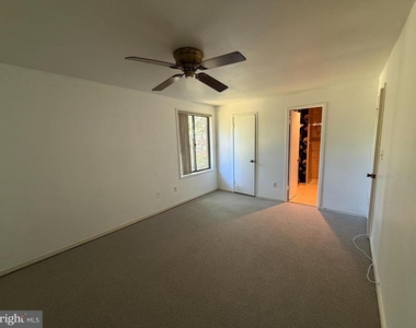 8709 Hayshed Lane - Photo Thumbnail 18