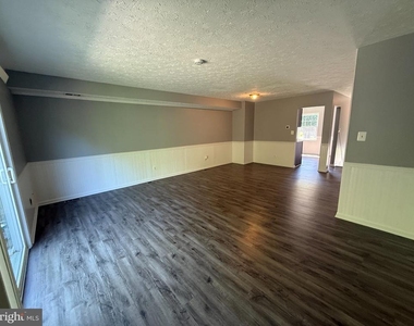 2842 Beckon Drive - Photo Thumbnail 5
