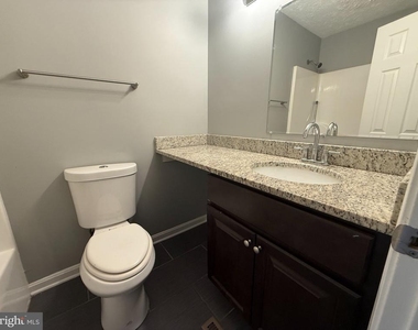 2842 Beckon Drive - Photo Thumbnail 7