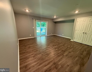 2842 Beckon Drive - Photo Thumbnail 13