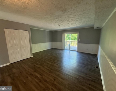 2842 Beckon Drive - Photo Thumbnail 4
