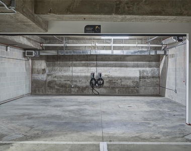 600 Guadalupe St - Photo Thumbnail 31
