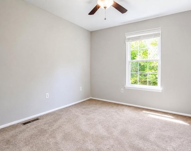 3447 Iris Place - Photo Thumbnail 28