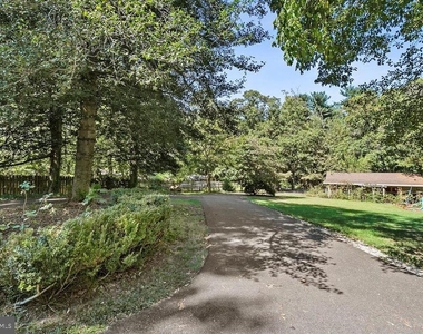 1348 Carpenters Point Road - Photo Thumbnail 31