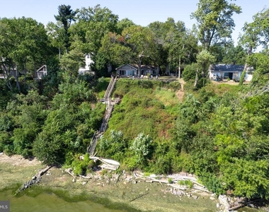 1348 Carpenters Point Road - Photo Thumbnail 52
