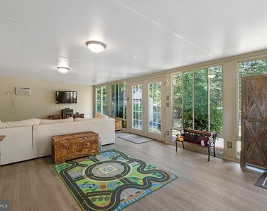1348 Carpenters Point Road - Photo Thumbnail 1