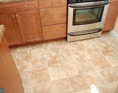 1707 Pin Oak Road - Photo Thumbnail 6