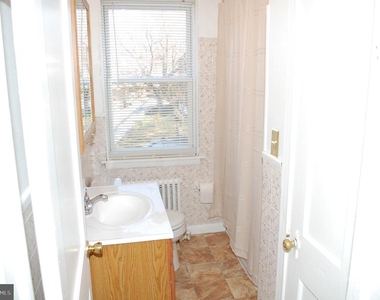 1707 Pin Oak Road - Photo Thumbnail 14