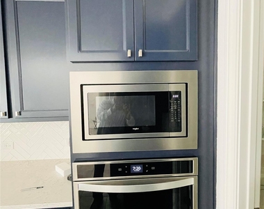 1228 Brasano Pl - Photo Thumbnail 8