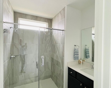 1228 Brasano Pl - Photo Thumbnail 12