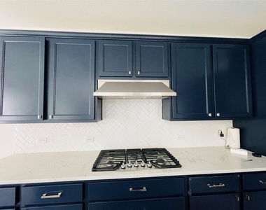1228 Brasano Pl - Photo Thumbnail 7