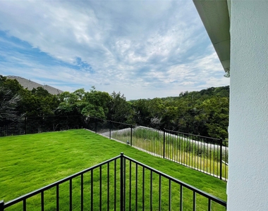 1228 Brasano Pl - Photo Thumbnail 5