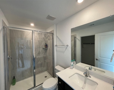 1228 Brasano Pl - Photo Thumbnail 25