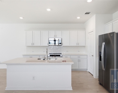 2519 Rose Archer Ln - Photo Thumbnail 4