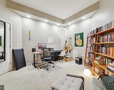 1209 N Charles Street - Photo Thumbnail 12