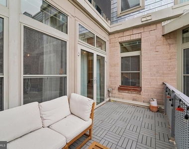 1209 N Charles Street - Photo Thumbnail 19