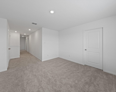 14400 Wahlbergs Way - Photo Thumbnail 6
