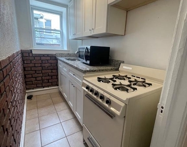 3301 Guilford Avenue - Photo Thumbnail 8