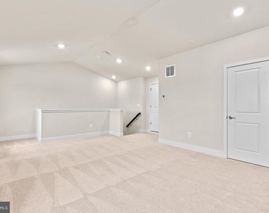 7638 Quartzite Lane - Photo Thumbnail 28