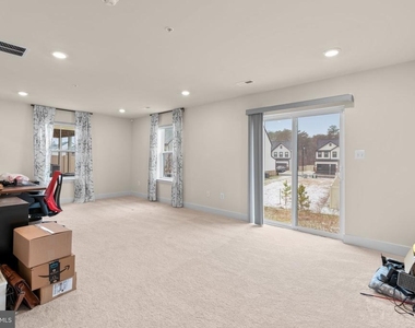 7638 Quartzite Lane - Photo Thumbnail 30