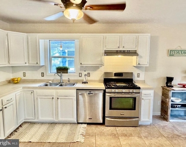 24322 Canal Drive - Photo Thumbnail 26