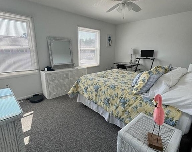 37285 Martin Street - Photo Thumbnail 10