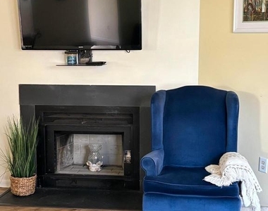 37285 Martin Street - Photo Thumbnail 6