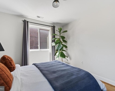 804 Taylor Street Nw - Photo Thumbnail 14