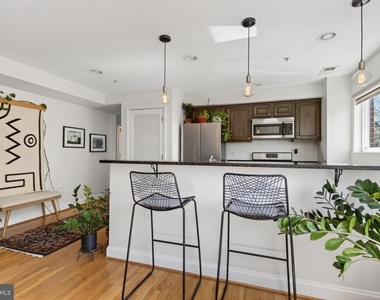 804 Taylor Street Nw - Photo Thumbnail 6