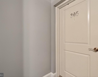 804 Taylor Street Nw - Photo Thumbnail 18
