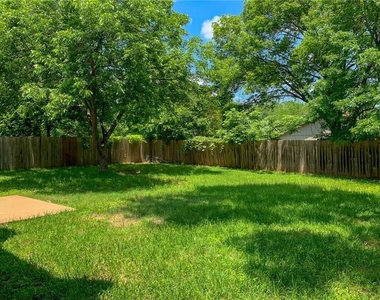1604 Holstein Dr - Photo Thumbnail 25