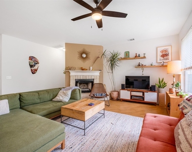 16853 Tortoise St - Photo Thumbnail 11