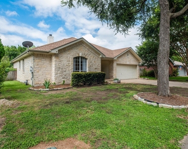 16853 Tortoise St - Photo Thumbnail 37