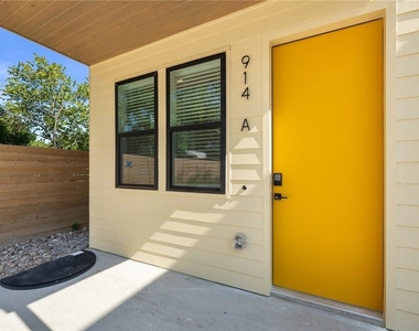 914 Taulbee Ln - Photo Thumbnail 1