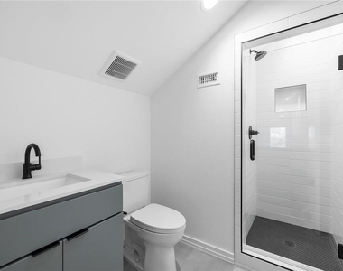 914 Taulbee Ln - Photo Thumbnail 19