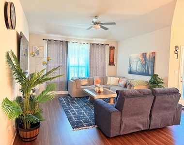 1224 Leaning Oak Ln - Photo Thumbnail 5