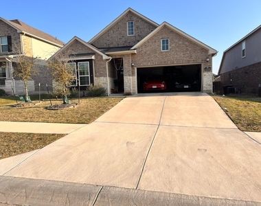 1224 Leaning Oak Ln - Photo Thumbnail 1