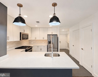 50 Florida Avenue Ne - Photo Thumbnail 5