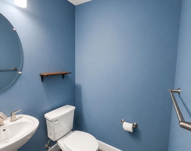50 Florida Avenue Ne - Photo Thumbnail 9