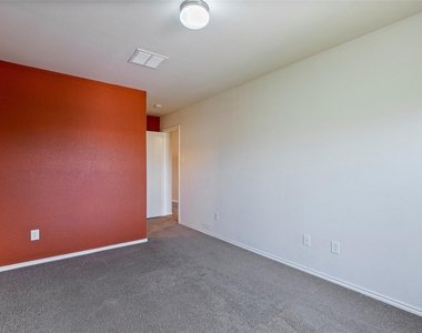 12021 Pecangate Way - Photo Thumbnail 11