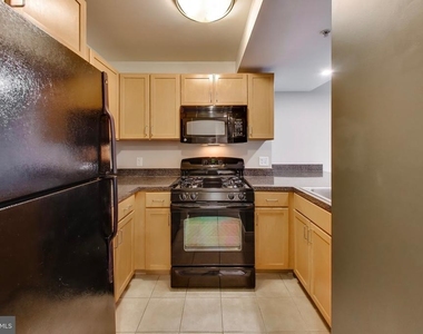 800 4th Street Sw - Photo Thumbnail 2