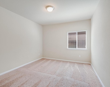 141 Serrano St - Photo Thumbnail 11
