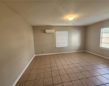 607 Nelray B Blvd - Photo Thumbnail 1