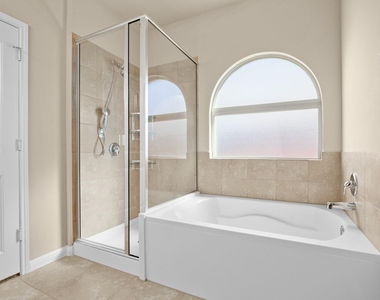 16440 Pienza Dr - Photo Thumbnail 22